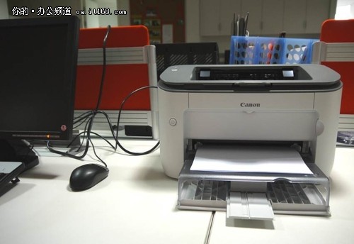 佳能黑白激光打印机办公桌上扮演大角色