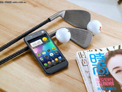 4.7寸巨屏四核仅售1499元 deovo V5图赏