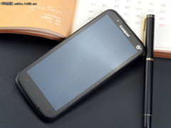 跌破3000元 酷派5寸旗舰8950仅售2780元