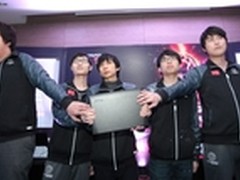巅峰对决彪悍的小y携手豪门iG降临魔都