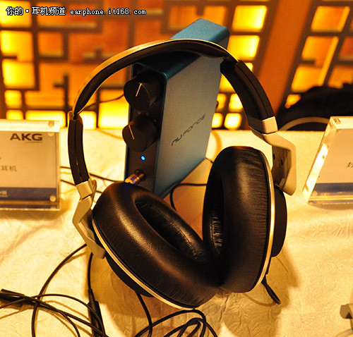蝶变2013 AKG八大型号新品耳机耀然上市-IT1