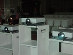 单向通风设计 索尼VPL-F700XL售45000元