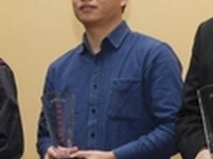 雅图荣获“2012年度投影机年度大奖”