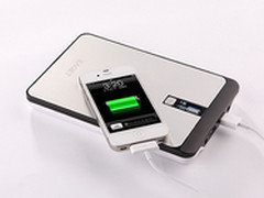 笔记本有新装备 忆捷PT95万能移动电源