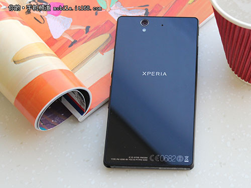 索尼Xperia Z 外观设计