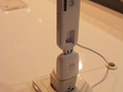 华为LTE Cat4数据终端  亮相2013MWC