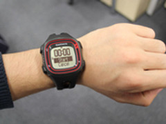 佳明FR 10腕表震撼上市！逆天价仅990元