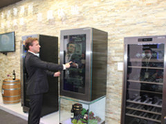 波兰媒体推荐卡萨帝酒柜称“藏酒专家”