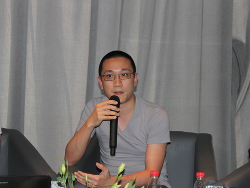 【图】专访HTC简志霖 诉求是我追求完美的动