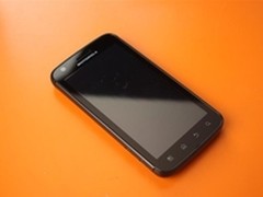 双核智能机 摩托罗拉ME860仅售850元