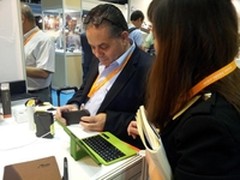 2013年香港电子展：SEENDA产品亮相展会