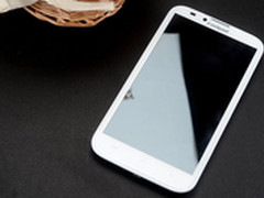 酷派首款5.7英寸智能机9070+XO售价曝光