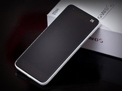 全球最薄高端机 中兴Grand S报价3250元