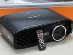 3D家用投影机  松下PT-HZ900C报价2.6万