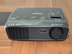 入门商教投影机 松下SD2600C报价3000元