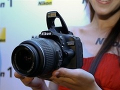 高像素入门级单反 尼康D3200套机售3449