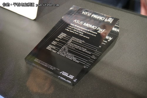 台北电脑展 华硕展出MEMO Pad HD7平板