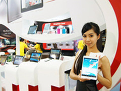 极薄6.8mm Colorfly U781 Q1现场试玩