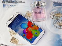 新潮眼球翻页智能机 三星i9500售4099元