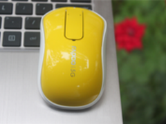 纤纤玉手摸鼠标 萌妹纸试用雷柏T120P