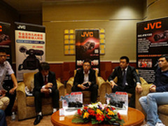 映像大师 谁与争峰 JVC发布会高层专访