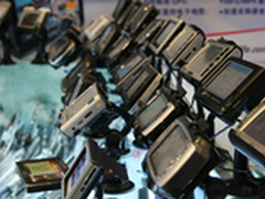 论汽车车载导航和汽车便携式导航之争