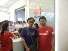 在华强北华为体验店见到余总和众多花粉
