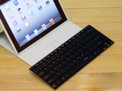 雷柏再推win8新品 未来看齐E6700