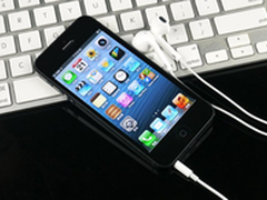 纤薄机身强劲内置 苹果iPhone5售4390元
