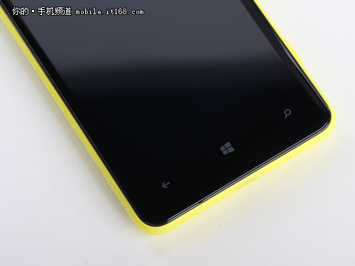 4.7英寸最大LUMIA售1999 诺基亚625评测