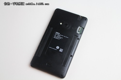 4.7英寸诺基亚Lumia625评测 硬件和电池