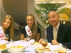 高温酷暑下的坚守 国美最美送安人