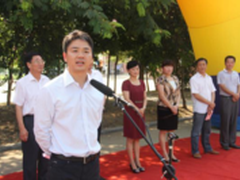 刘强东助力家乡教育京东校车