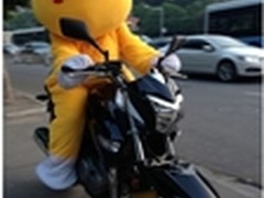 七夕商家出新招 小熊快递送真情