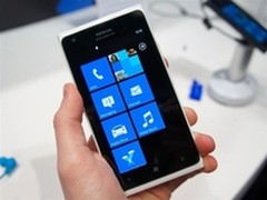 大气时尚WP手机 诺基亚900现仅售980元