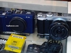 富士入门级无反相机X-A1首次真机曝光