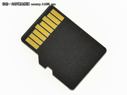 东芝全新UHS-I microSD卡-本体细节