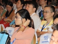 SACC:萌妹蝙蝠侠齐现身 掌中会议任你游