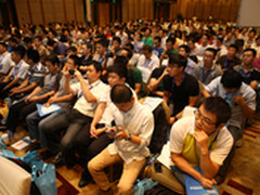 惊现“蝙蝠侠” SACC 2013现场花絮一览