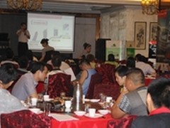 与飞歌携手武汉盛东方秋季订货会创辉煌