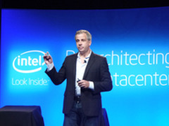 進撃の巨人 英特尔二代64位凌动SoC解析