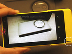 上市一月降1500！ 诺基亚1020售4480元