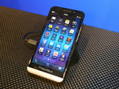 黑莓新旗舰Z30及Q5亮相亚洲开发者大会