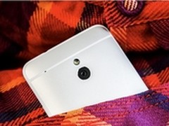 HTC One mini智能手机中的性感尤物