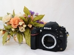 搭配24-85mm镜头 尼康D600促销11999