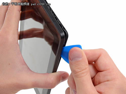 真好修理 亚马逊 Kindle HDX 7.0拆机图-IT168