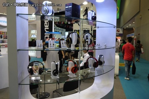 香港环球资源展 森麦耳机也披上土豪金