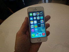 最爱土豪金 苹果5s(16G)暴风现售5450元