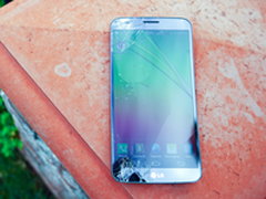 【视频】不能修复不防摔G Flex跌落测试