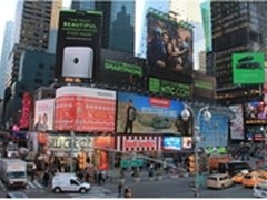 纽约时代广场巨型广告牌  HTC抢市占率
